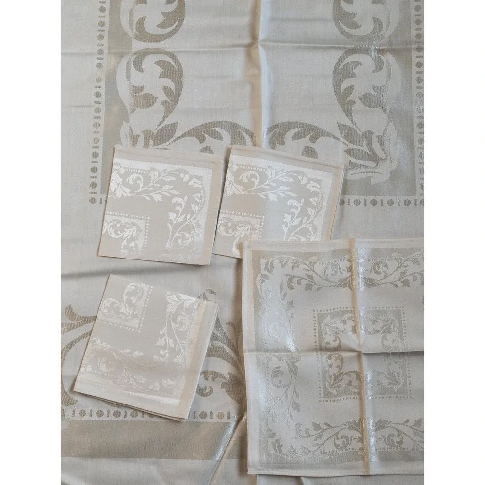 VTG White Damask Metallic Home Dining Tablecloth & Napkins 49.5